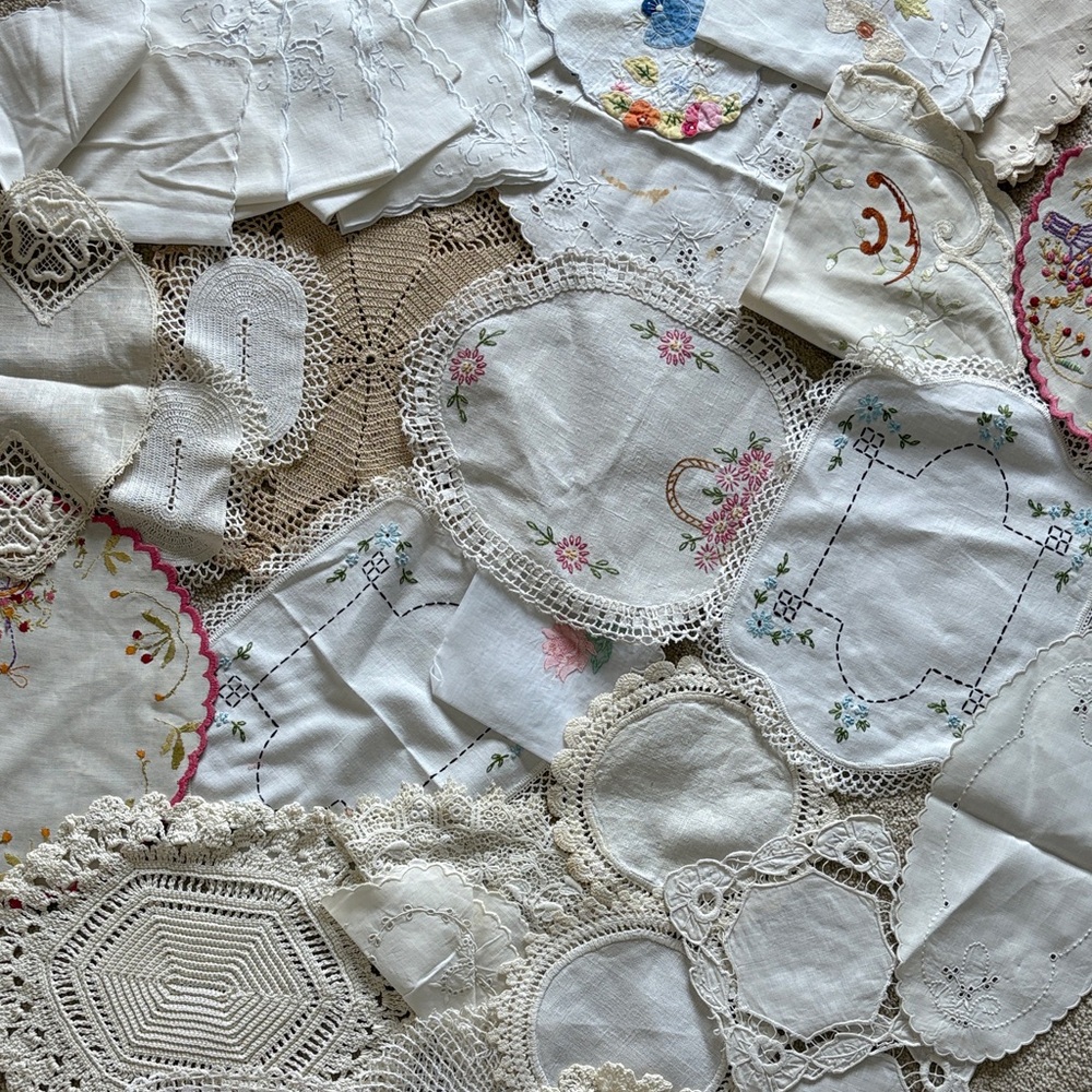 SOLD Lot of 50+ vintage linens